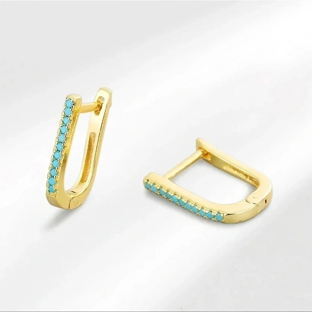 Gold Turquoise Crystal Oval Hoop Earrings 

Brand New - Picture 6 of 6